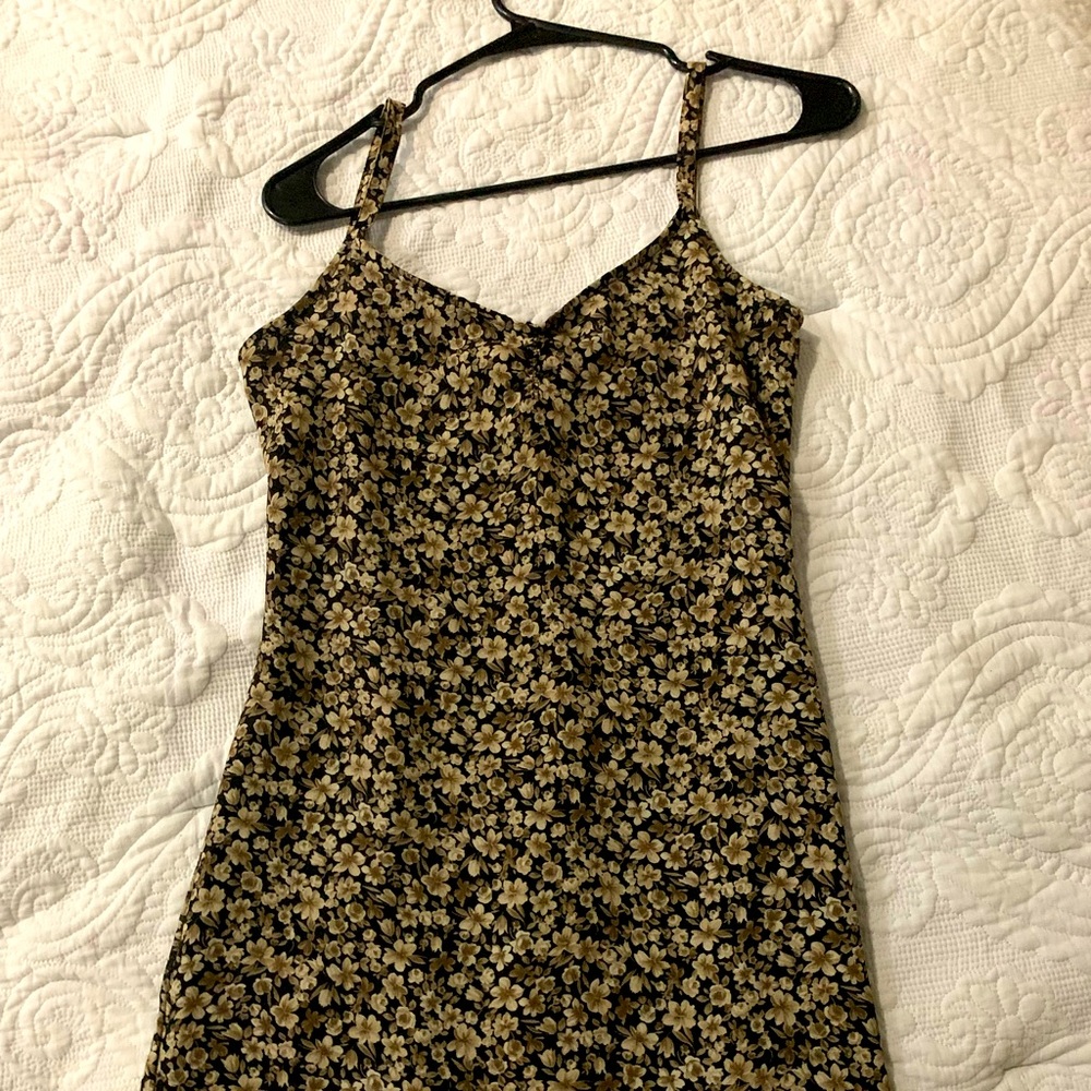 Old Navy MIDI Dress Size 2!